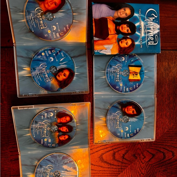 Season 1, 2, 3, 5 & 8 of the Charmed series on DVD video. - Picture 4 of 5